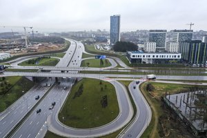 Dėl koronaviruso karantinuota Lietuva ištuštėjo: pamatykite, kaip atrodo sostinės gatvės