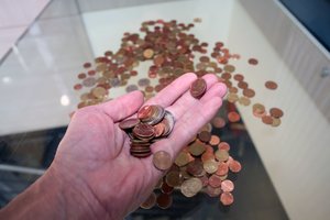 Sutarė, kad bankai bendradarbiaus su laikinai pajamų netekusiais klientais