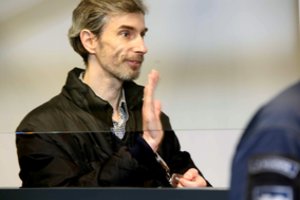 Posėdis dėl kardomosios priemonės pratęsimo Algirdui Paleckiui vyks nuotoliniu būdu