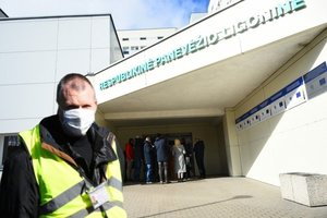 Koronavirusu užsikrėtęs vyras iš Panevėžio keliavo su būriu Lietuvos verslininkų