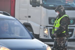 Vėl pradėjo veikti Lazdijų pasienio kontrolės punktas