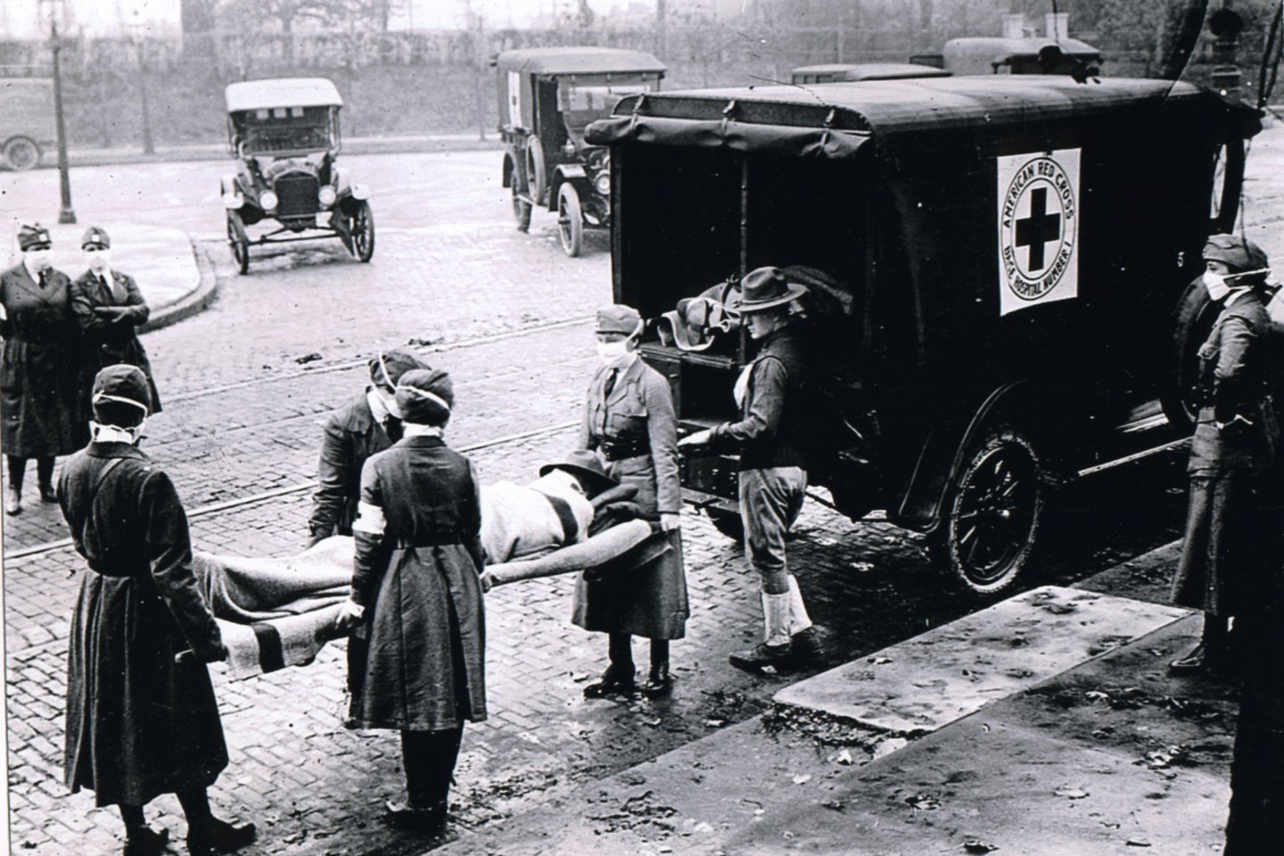 Ligos protrūkis prasidėjo 1918 metais, paskutiniais pirmojo pasaulinio karo mėnesiais. Kai kurie istorikai sako, kad būtent šis konfliktas pastūmėjo ligos atsiradimą ir išplitimą. <br>Scanpix nuotr. 