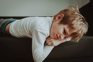 Psichologė: „Netinkamą vaiko elgesį išprovokuoja stiprios emocijos, kylančios ir dėl karantino“