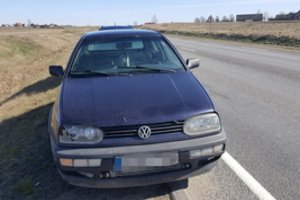 Pasieniečiams įkliuvo cigarečių kontrabandą gabenęs varėniškis