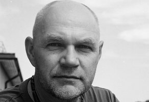 Režisierius Audrius Mickevičius po brolio nužudymo ryžosi akistatai su kaliniais