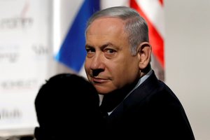 Izraelio premjeras B. Netanyahu kaltinamas išnaudojantis koronaviruso krizę savo tikslams