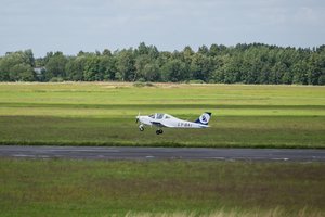 Kaune nusileidę 4 lėktuvai pasėjo rimtų įtarimų 