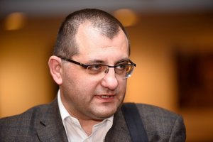 Prof. V. Kasiulevičiaus pasiūlymas: valdymo operacijai turi vadovauti kariškis ir patyręs karo medikas