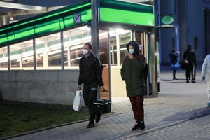 Užsienyje įstrigusiems lietuviams organizuojami užsakomieji skrydžiai į Lietuvą: pateikė sąrašą