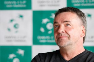 Teniso treneris R. Balžekas: „Niekur nenuskubėsime, tad šį laiką panaudokime tinkamai“