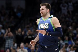 L. Dončičius ir kiti „Mavericks“ nariai kovai su virusu skyrė pusę milijono