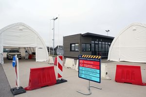 Dvi apie 50 tūkst. reagentų siuntos – pakeliui į Lietuvą