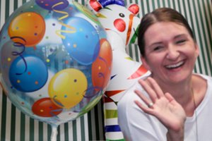 Austėjos Landsbergienės spalvotame „Vaikystės sode“ įsisiūbavo maištas