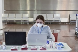 Ligonių kasas užplūdo tautiečių laiškai iš užsienio: nespėjusieji vis dar raginami kreiptis