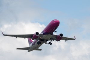 „Wizz Air“ iki gegužės uždaro bazę Rygoje