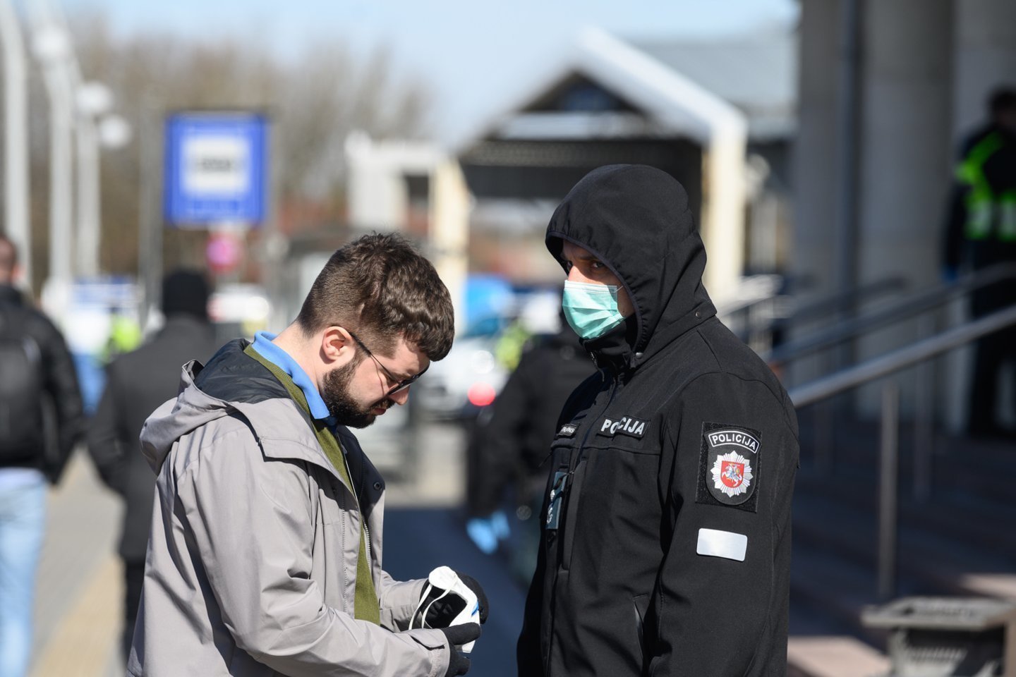 Lietuvoje daugėjant tarpusavyje užsikrėtusiųjų, nauji planai: ribot lankymąsi parkuose, didinti baudas.<br>V.Skaraičio nuotr.