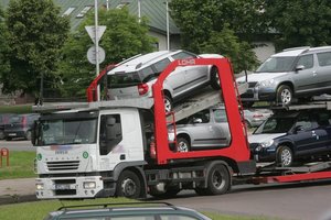 Lietuvos automobilių vežėjai liko be darbo – veikla susitraukė visu 100 proc.