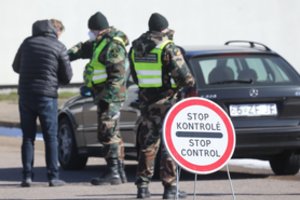Vidaus sienų kontrolė pratęsta iki balandžio 13-osios