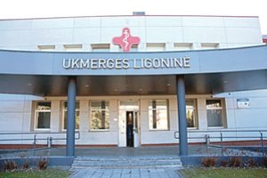 Trečiasis mirties nuo viruso atvejis nustatytas tik po paciento mirties, svarsto apie Ukmergės izoliaciją