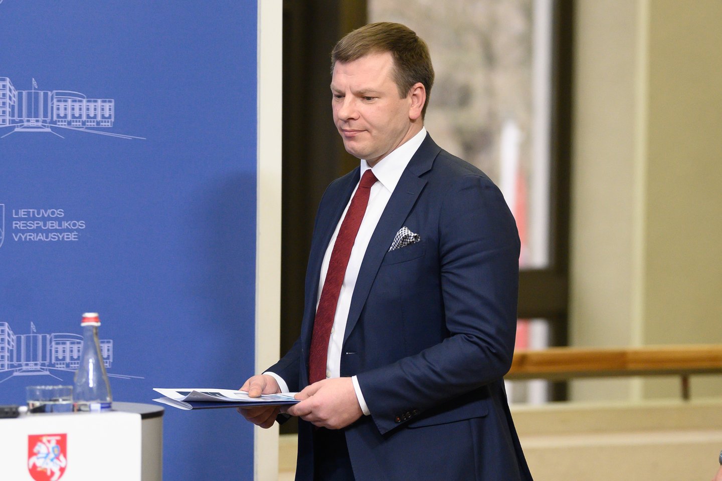 V.Šapoka teigia, kad euro zonos finansinės pagalbos fondas bus naudojamas kovai su koronavirusu.<br>V.Skaraičio nuotr.