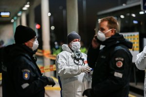 Siunčia žinią kituose miestuose karantinuotiems kauniečiams: ragina kreiptis karštąją linija