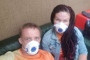 Iš Afrikos grįžusi Marija Dubickienė skundžiama policijai: „Netapkime žvėrimis“