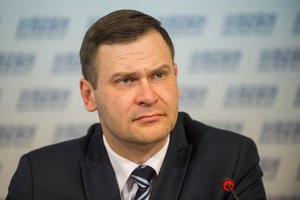 Paralimpiečiai kviečia padėti apsaugoti tuos, kurie rūpinasi neįgaliaisiais