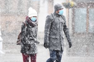 Gamtos pokštai Italijoje: pietiniuose regionuose prisnigo, Pjemonte – 16 laipsnių šaltis