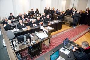 Apeliacinis teismas Sausio 13-osios bylos pradžią nukėlė į gegužę