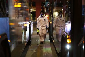 JAV – daugiausiai pasaulyje COVID-19 atvejų ir rekordinis bedarbių skaičius