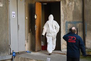 Padėtis nebejuokinga: daugiabučiai nedezinfekuojami, priežastis – gluminanti