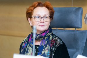 Nijolė Oželytė pasipiktino medikų aplaidumu Londone: už tyrimą reikia susimokėti