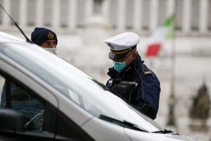 Serbija trejiems metams įkalino vyrą, nesilaikiusį saviizoliacijos taisyklių