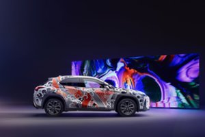 „Lexus“ pristato pirmą pasaulyje tatuiruotą automobilį
