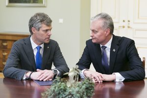 G. Nausėda teikia D. Jauniškio kandidatūrą į VSD vadovus