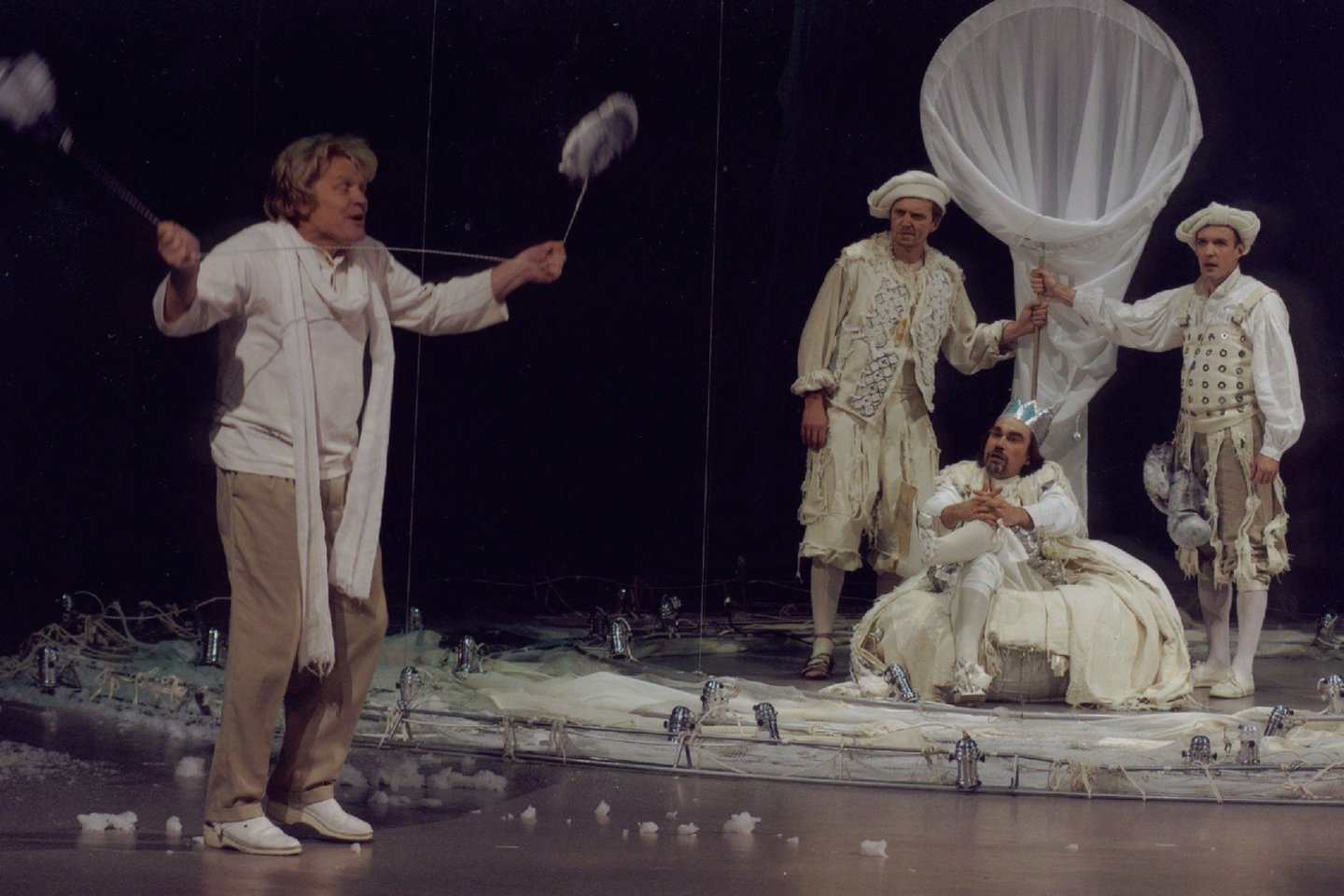 Spektaklyje „Pelenė“, 2003 m. Vaidmuo – Tėvas.<br>LNDT nuotr.