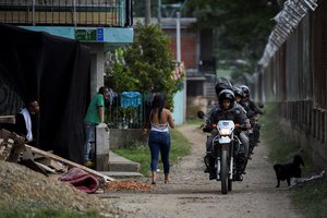 Kolumbijos sukilėlių grupuotė ELN paskelbė vienašališkas paliaubas