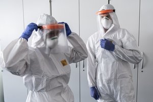 S. Skvernelis: didžiulė apsaugos priemonių siunta atvyks dviem reisais