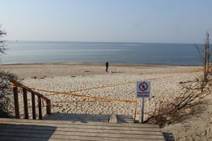 Įsakas stabdyti keliones keltais tuština pajūrį: bilietai išpirkti, o plaukti uždrausta