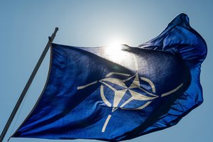 NATO įkūrė grupę Aljanso politinei krypčiai įvertinti