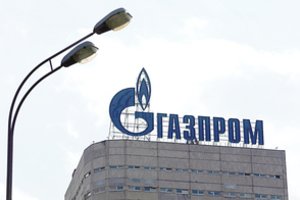 Rusija dujų eksportą per Ukrainą pirmąjį ketvirtį sumažino perpus