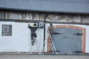 EK siūlo naują iki 100 mlrd. eurų vertės priemonę darbo vietoms išsaugoti