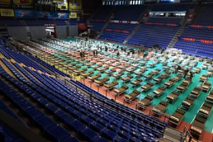 Į kovą su virusu: Belgrado arenos tapo ligoninėmis