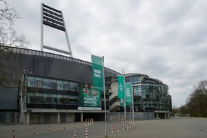 Krizė šiepia nasrus Vokietijos futbole: bankrotas gresia trylikai klubų