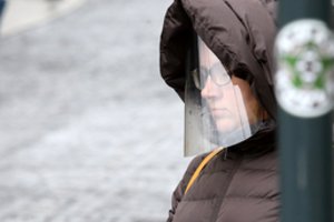 Į parduotuvę be kaukės neįleistas pirkėjas išgirdo: „Taip bus ir toliau“