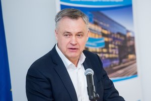 R. Dargis: paslaugų sektorius dabartinės krizės gali neatlaikyti