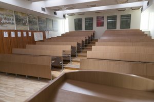 Mokslininkai ir švietimo ekspertai siūlo bent laikinai atsisakyti brandos egzaminų