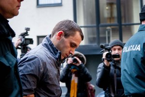 Lietuvą pašiurpinęs studentės žudikas skundžiasi patyręs nepatogumų: Lietuva jam sumokės