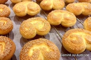 Varškės bandelės: iškvėpinkite namus nuostabiais aromatais