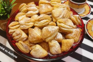 Purūs ir minkštučiai varškės sausainiai „Skarelės“: jų neįmanoma atsivalgyti 